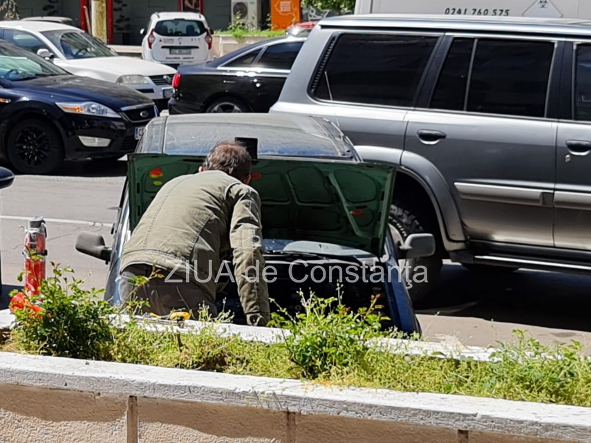 constanta incendiu auto pe bulevardul alexandru lapusneanu 746200 constanta incendiu auto pe bulevardul alexandru lapusneanu 746200