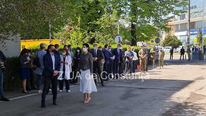 live klaus iohannis vizita la centrul de vaccinare de la spitalul militar constanta 746277 live klaus iohannis vizita la centrul de vaccinare de la spitalul militar constanta 746277