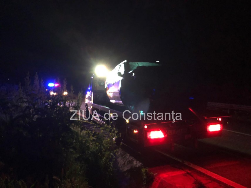 accident rutier la iesire din harsova o masina a intrat in sant 746586 accident rutier la iesire din harsova o masina a intrat in sant 746586