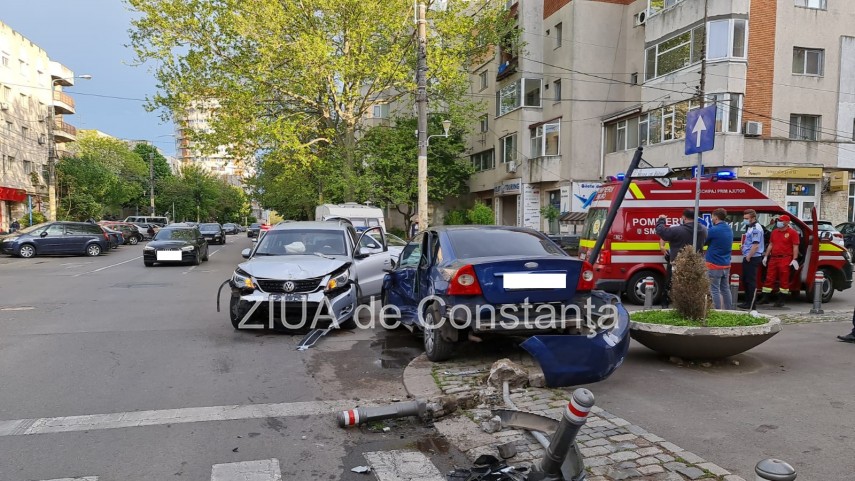 constanta accident rutier pe strada mircea cel batran o persoana a fost ranita 746891 constanta accident rutier pe strada mircea cel batran o persoana a fost ranita 746891