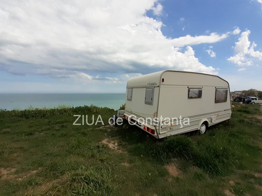 fotoreportaj viata boema la rulota in vama veche libertate si aventura pe malul marii 746971 fotoreportaj viata boema la rulota in vama veche libertate si aventura pe malul marii 746971