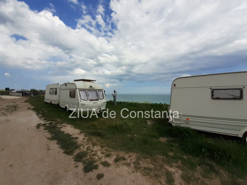 fotoreportaj viata boema la rulota in vama veche libertate si aventura pe malul marii 746971 fotoreportaj viata boema la rulota in vama veche libertate si aventura pe malul marii 746971