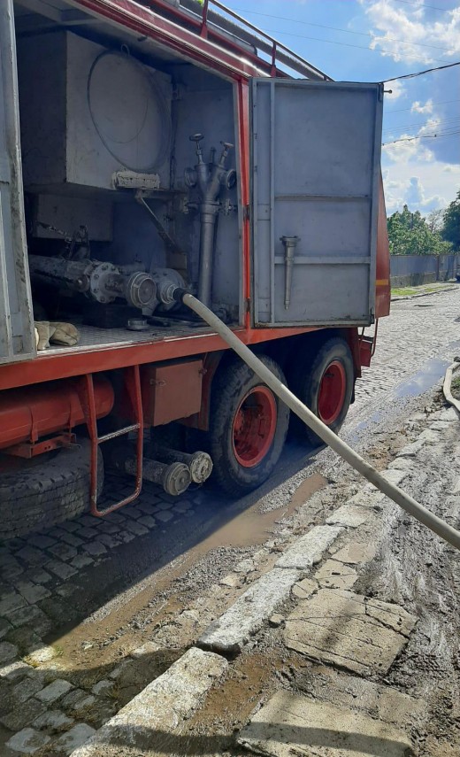 tulcea pompierii solicitati sa intervina pentru evacuarea apei din gospodarii 747084 tulcea pompierii solicitati sa intervina pentru evacuarea apei din gospodarii 747084
