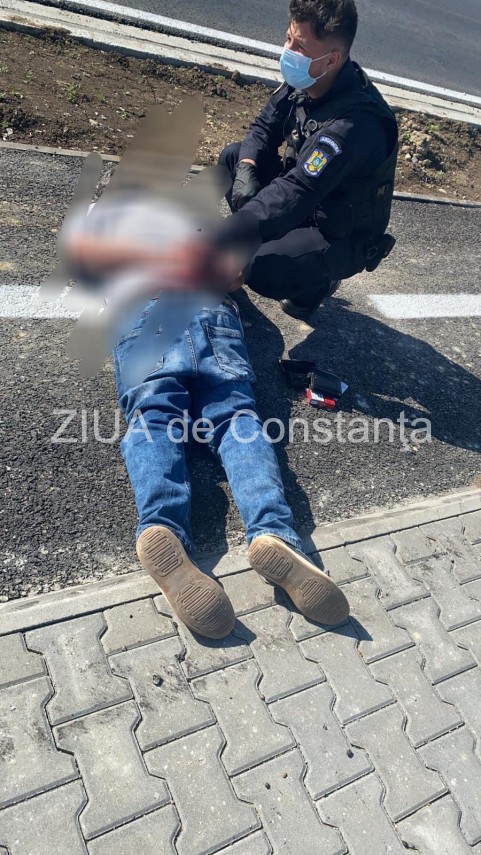 interventie de urgenta la navodari o femeie ar fi fost injunghiata suspect chiar sotul victimei video interventie de urgenta la navodari o femeie ar fi fost injunghiata suspect chiar sotul victimei video