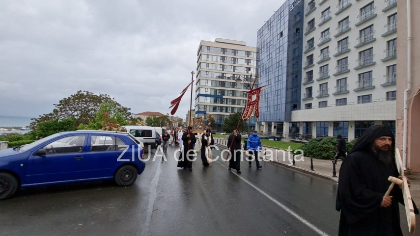 constanta ips varsanufie conduce procesiunea cu ocazia sarbatorii sfintilor constantin si elena galerie constanta ips varsanufie conduce procesiunea cu ocazia sarbatorii sfintilor constantin si elena galerie