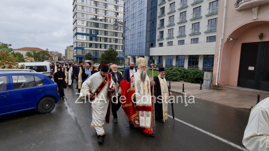 constanta ips varsanufie conduce procesiunea cu ocazia sarbatorii sfintilor constantin si elena galerie constanta ips varsanufie conduce procesiunea cu ocazia sarbatorii sfintilor constantin si elena galerie