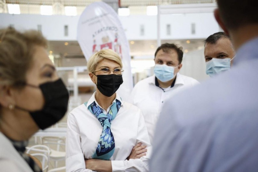 ministrul muncii raluca turcan a participat la deschiderea centrului de vaccinare mobil din constanta ministrul muncii raluca turcan a participat la deschiderea centrului de vaccinare mobil din constanta