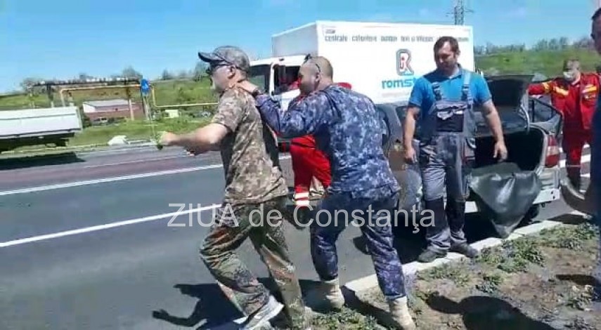 accident rutier cu victime in zona podului navodari o masina a zburat de pe sosea 747659 accident rutier cu victime in zona podului navodari o masina a zburat de pe sosea 747659