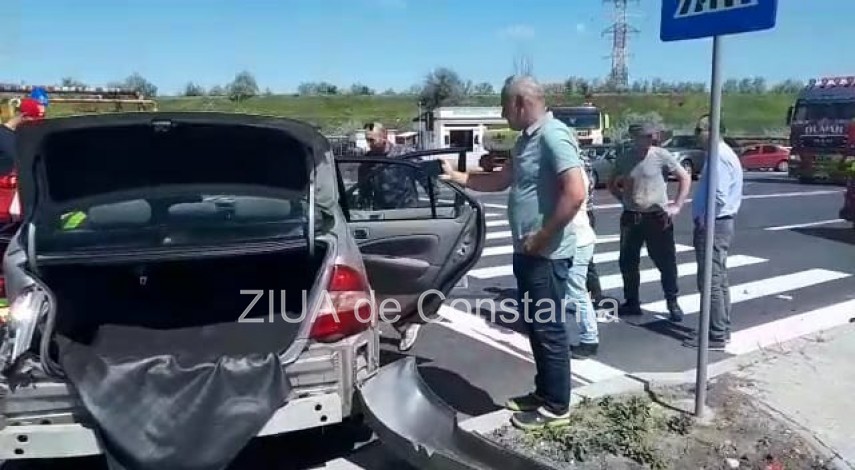 accident rutier cu victime in zona podului navodari o masina a zburat de pe sosea 747659 accident rutier cu victime in zona podului navodari o masina a zburat de pe sosea 747659