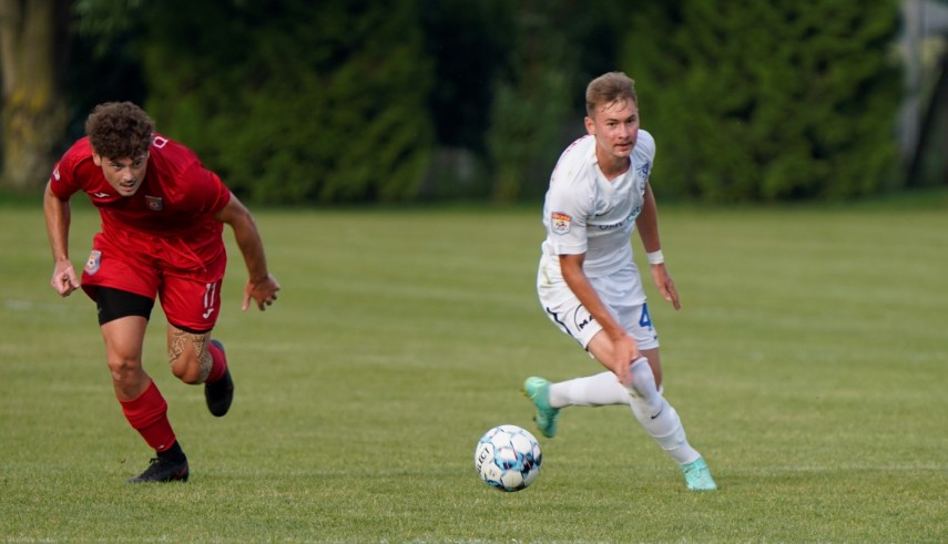 gol adrian petre farul constanta a cedat in amicalul contra chindiei targoviste 751101 gol adrian petre farul constanta a cedat in amicalul contra chindiei targoviste 751101