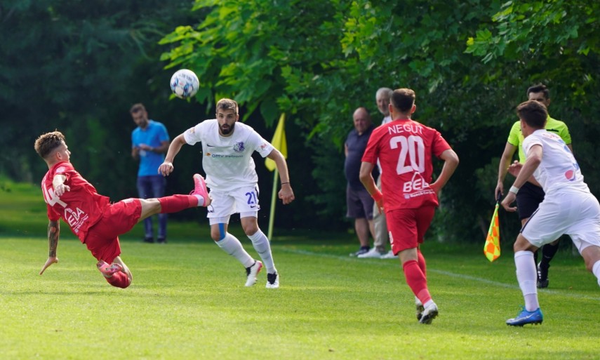 gol adrian petre farul constanta a cedat in amicalul contra chindiei targoviste 751101 gol adrian petre farul constanta a cedat in amicalul contra chindiei targoviste 751101