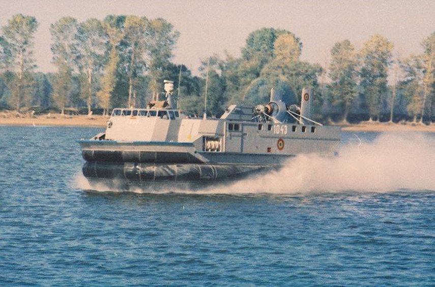 fustele si pernele unui vizionar matei kiraly aeroglisoare elicopterul naval 748589 fustele si pernele unui vizionar matei kiraly aeroglisoare elicopterul naval 748589
