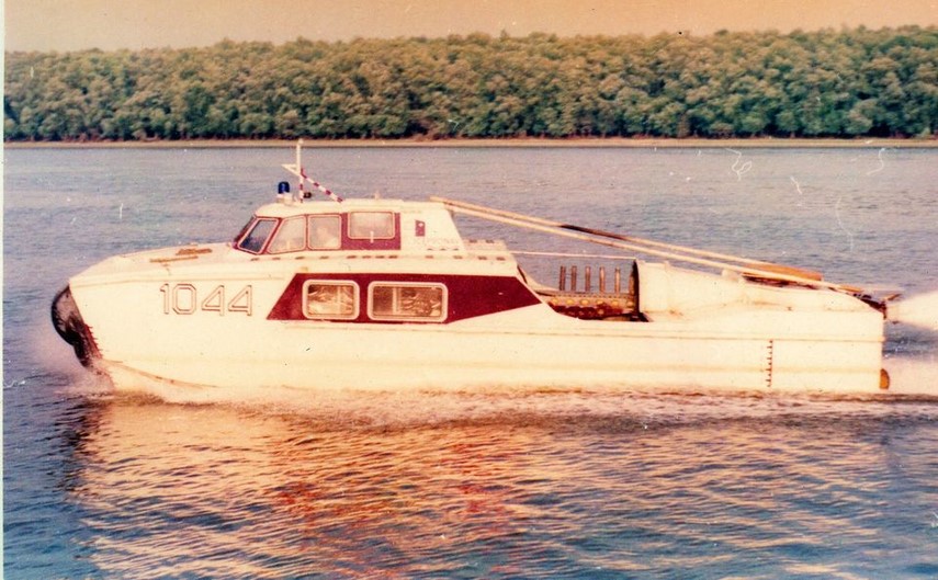 fustele si pernele unui vizionar matei kiraly aeroglisoare elicopterul naval 748589 fustele si pernele unui vizionar matei kiraly aeroglisoare elicopterul naval 748589