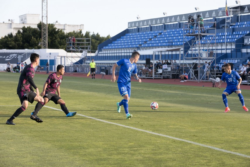 trei fotbalisti de la fc viitorul au jucat in meciul romania mexic 748761 trei fotbalisti de la fc viitorul au jucat in meciul romania mexic 748761