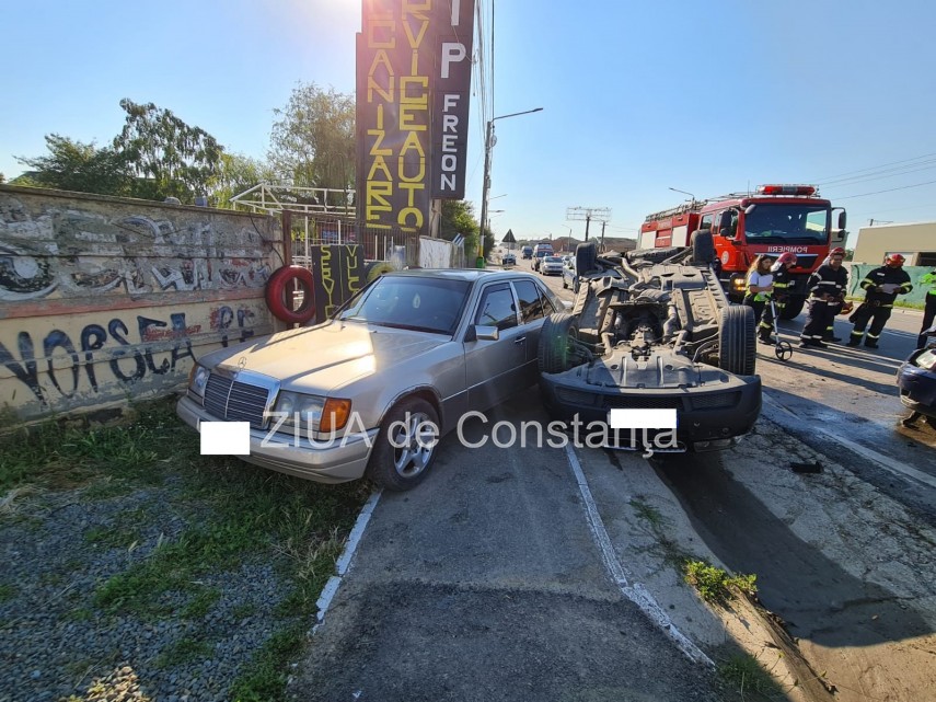 judetul constanta masina rasturnata in valu lui traian trei victime galerie foto video 749053 judetul constanta masina rasturnata in valu lui traian trei victime galerie foto video 749053