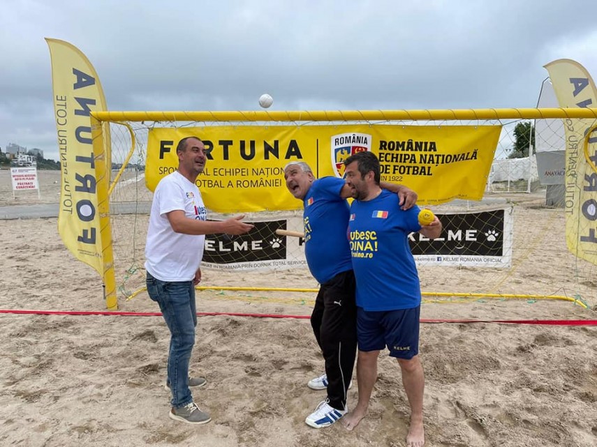 eforie nord celebrul rica raducanu a dat fotbalul pe oina 750102 eforie nord celebrul rica raducanu a dat fotbalul pe oina 750102