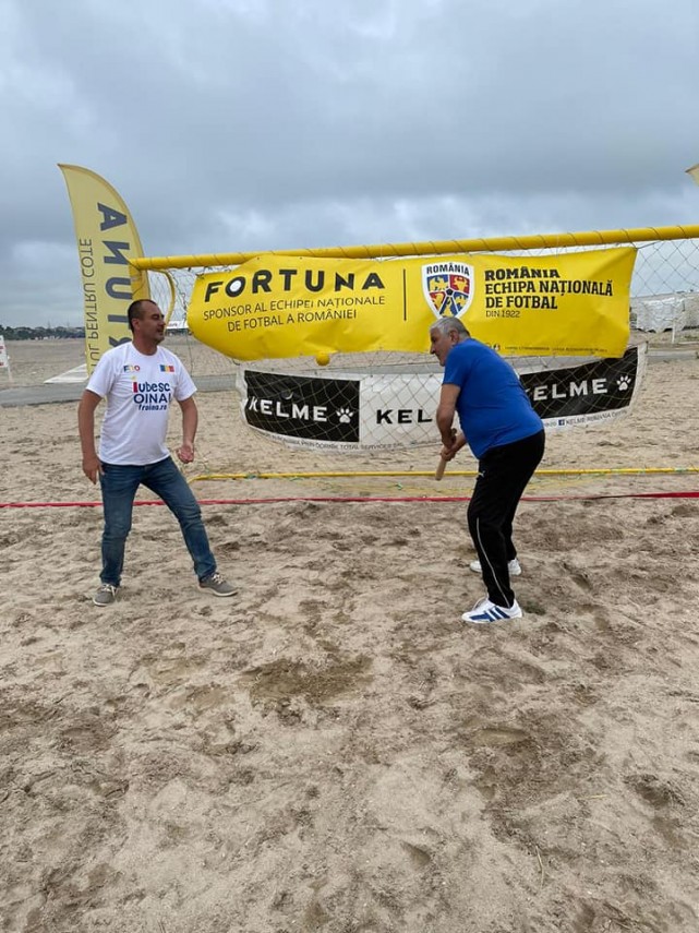 eforie nord celebrul rica raducanu a dat fotbalul pe oina 750102 eforie nord celebrul rica raducanu a dat fotbalul pe oina 750102