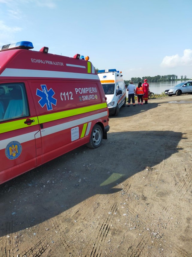 tulcea salvatorii cauta doua fetite disparute in zona portului din isaccea galerie foto 750191 tulcea salvatorii cauta doua fetite disparute in zona portului din isaccea galerie foto 750191
