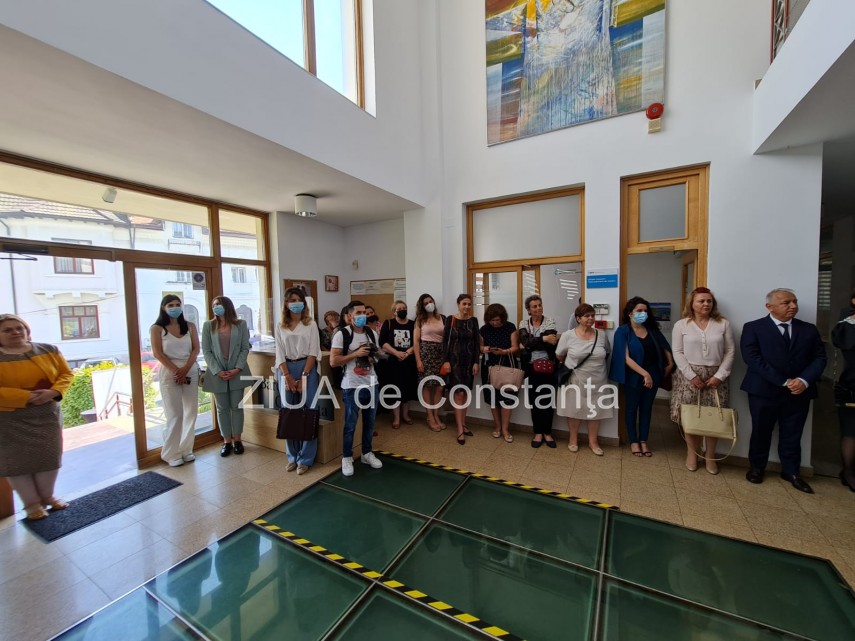 live text decanul baroului constanta catalin filisan decerneaza premiul avocat ion c theodorescu valahu live text decanul baroului constanta catalin filisan decerneaza premiul avocat ion c theodorescu valahu