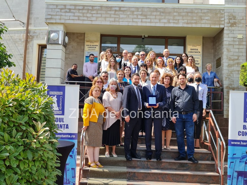 live text decanul baroului constanta catalin filisan decerneaza premiul avocat ion c theodorescu valahu live text decanul baroului constanta catalin filisan decerneaza premiul avocat ion c theodorescu valahu