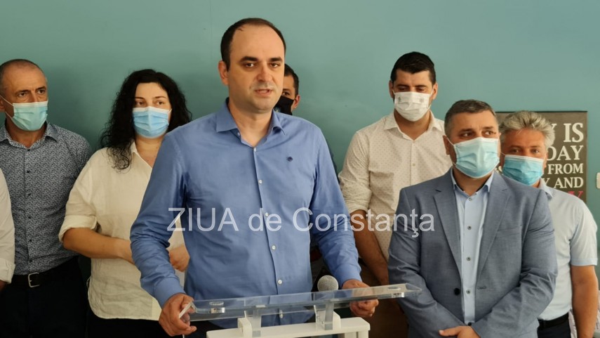 conferinta de presa a usr constanta cu participarea ministrului justitiei stelian ion galerie foto video conferinta de presa a usr constanta cu participarea ministrului justitiei stelian ion galerie foto video
