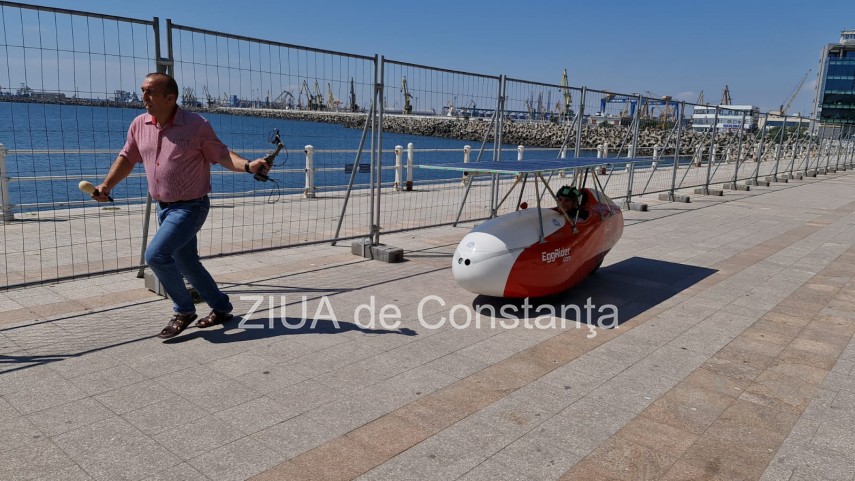 emil barbut participant la turul de ciclism al europei cu biciclete dotate cu panouri solare a ajuns emil barbut participant la turul de ciclism al europei cu biciclete dotate cu panouri solare a ajuns