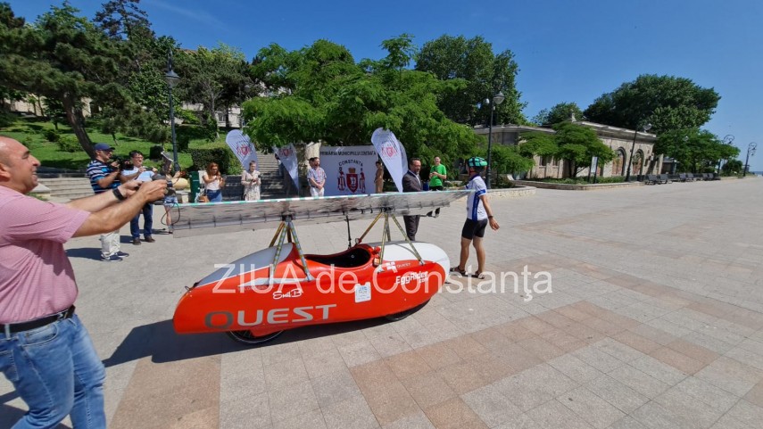 emil barbut participant la turul de ciclism al europei cu biciclete dotate cu panouri solare a ajuns emil barbut participant la turul de ciclism al europei cu biciclete dotate cu panouri solare a ajuns