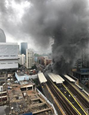 Explozie puternică la o stație de metrou din Londra