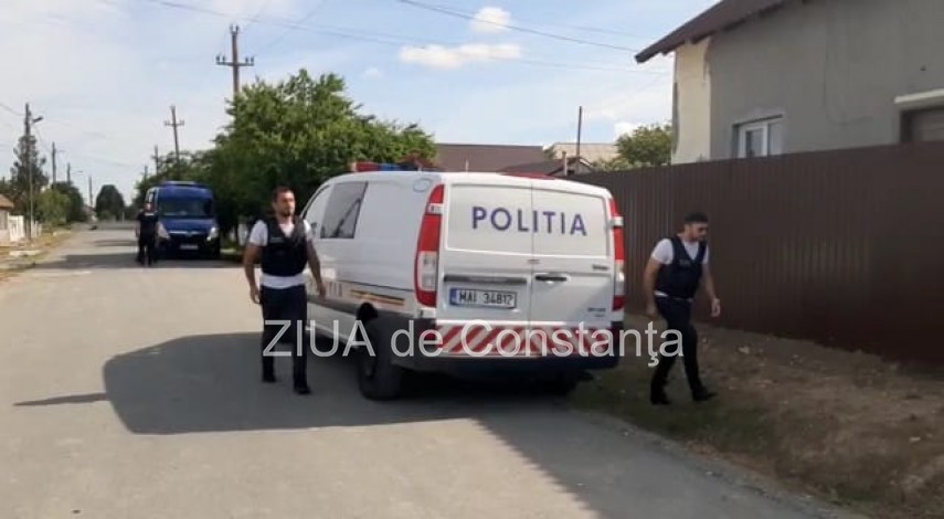 judetul constanta viol si crima la corbu perchezitii la locuinta victimelor video 751349 judetul constanta viol si crima la corbu perchezitii la locuinta victimelor video 751349
