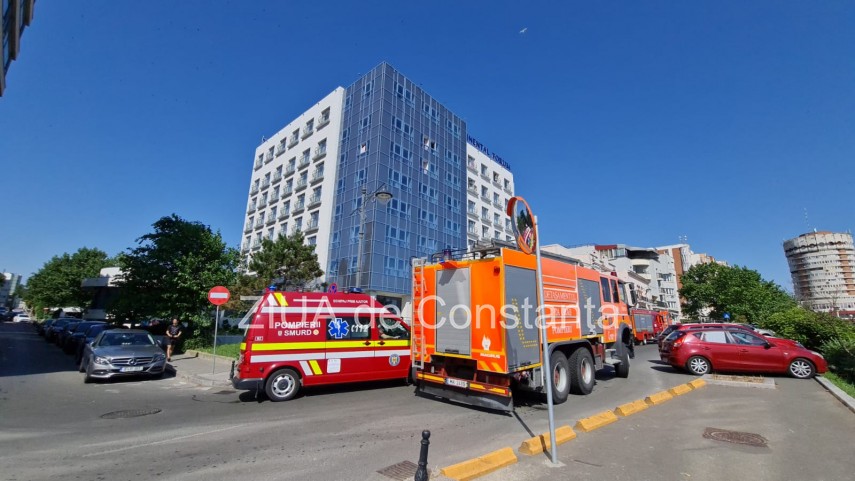 incendiu la hotel continental forum fostul ibis din municipiul constanta 751895 incendiu la hotel continental forum fostul ibis din municipiul constanta 751895