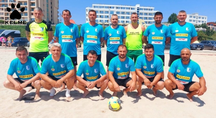 eforie nord fc farul old boys meci de fotbal pe plaja cu selectionata jurnalistilor 751854 eforie nord fc farul old boys meci de fotbal pe plaja cu selectionata jurnalistilor 751854