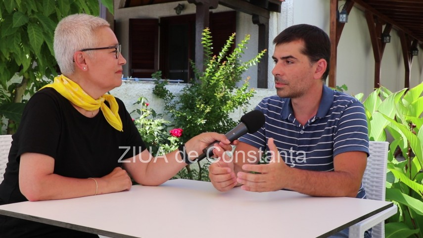 ziua n amiaza mare florin albu video jurnalistul pentru care vacanta inseamna munca 751934 ziua n amiaza mare florin albu video jurnalistul pentru care vacanta inseamna munca 751934