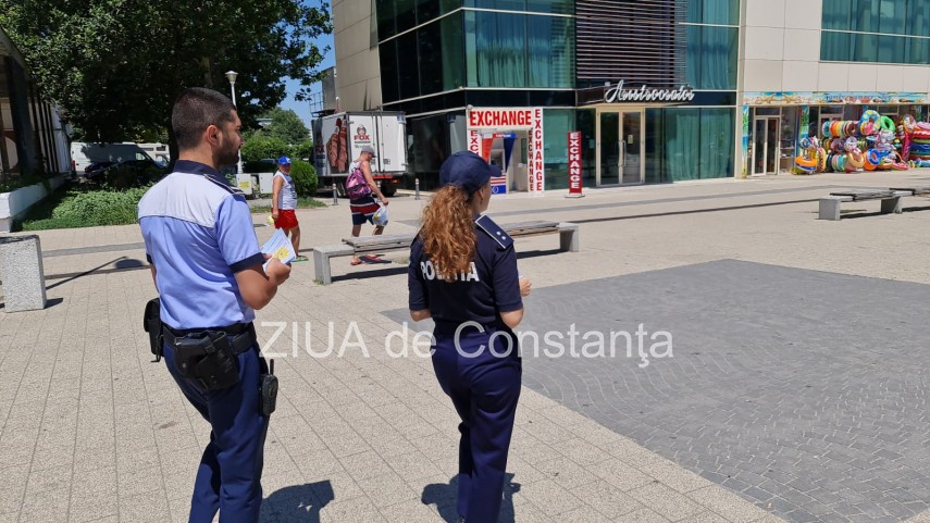 mami stii unde sunt campanie de prevenire a plecarilor copiilor cand se afla pe plaja 752494 mami stii unde sunt campanie de prevenire a plecarilor copiilor cand se afla pe plaja 752494