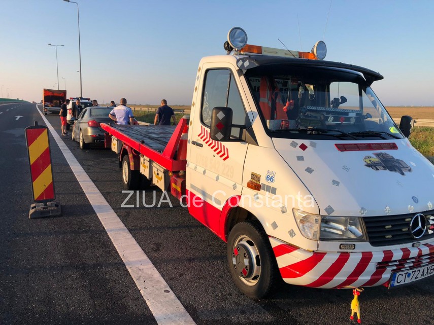 o masina a luat foc pe autostrada a4 752736 o masina a luat foc pe autostrada a4 752736