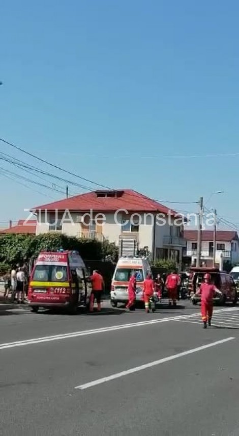 judetul constanta carambol rutier la 23 august intervine elicopterul 753418 judetul constanta carambol rutier la 23 august intervine elicopterul 753418