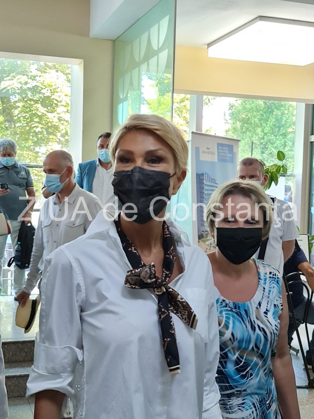ministrul muncii si protectiei sociale raluca turcan in vizita oficiala in judetul constanta galerie ministrul muncii si protectiei sociale raluca turcan in vizita oficiala in judetul constanta galerie