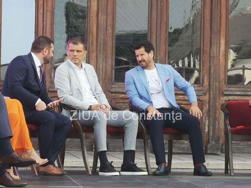 autoritatile locale fata in fata cu problemele operatorilor de turism in piata ovidiu din constanta galerie autoritatile locale fata in fata cu problemele operatorilor de turism in piata ovidiu din constanta galerie