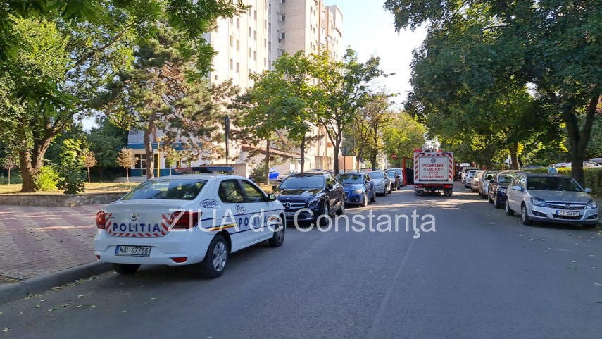 constanta incendiu la etajul 7 al unui bloc de pe strada traian 754947 constanta incendiu la etajul 7 al unui bloc de pe strada traian 754947