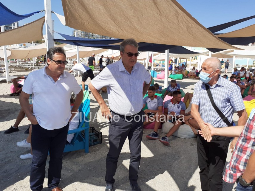 premiera nationala noua disciplina din canotaj coastal rowing lansata astazi la constanta galerie foto premiera nationala noua disciplina din canotaj coastal rowing lansata astazi la constanta galerie foto