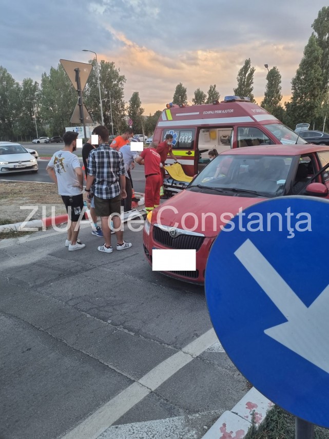 constanta accident rutier pe bulevardul mamaia un biciclist ranit 755310 constanta accident rutier pe bulevardul mamaia un biciclist ranit 755310