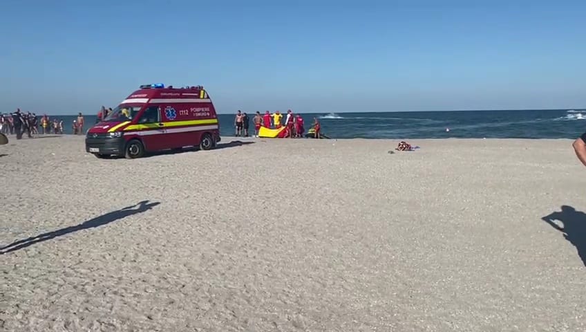 alerta la isu dobrogea o persoana a disparut in mare pe plaja h2o din mamaia 755633 alerta la isu dobrogea o persoana a disparut in mare pe plaja h2o din mamaia 755633