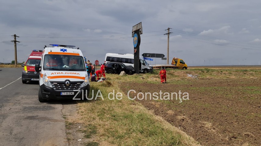 judetul constanta accident rutier grav la tariverde sase victime intervine elicopterul smurd 756481 judetul constanta accident rutier grav la tariverde sase victime intervine elicopterul smurd 756481