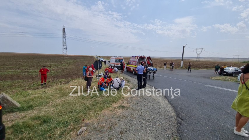 judetul constanta accident rutier grav la tariverde sase victime intervine elicopterul smurd 756481 judetul constanta accident rutier grav la tariverde sase victime intervine elicopterul smurd 756481