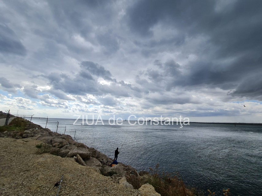 constanta natura cel mai talentat artist peisaj de toamna la malul marii negre fotoreportaj 757435 constanta natura cel mai talentat artist peisaj de toamna la malul marii negre fotoreportaj 757435