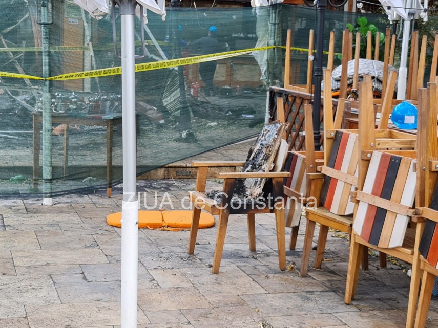 fotoreportaj urmarile incendiului de la terasele din statiunea mamaia galerie foto video 757474 fotoreportaj urmarile incendiului de la terasele din statiunea mamaia galerie foto video 757474