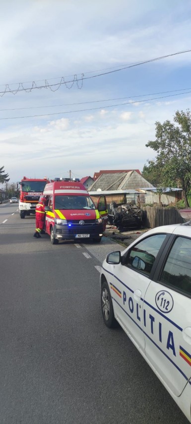 bistrita nasaud doua persoane au fost ranite dupa ce o masina s a rasturnat in localitatea sieu sfantu bistrita nasaud doua persoane au fost ranite dupa ce o masina s a rasturnat in localitatea sieu sfantu