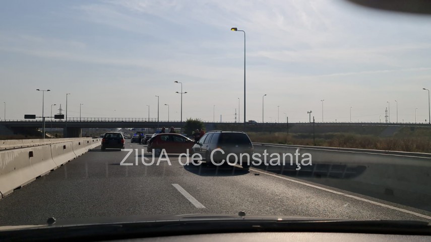 carambol la intrare in constanta dinspre valu lui traian 758181 carambol la intrare in constanta dinspre valu lui traian 758181