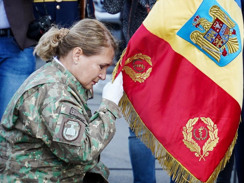 spitalul universitar de urgenta militar central dr carol davila a primit drapelul de lupta de la presedintele spitalul universitar de urgenta militar central dr carol davila a primit drapelul de lupta de la presedintele