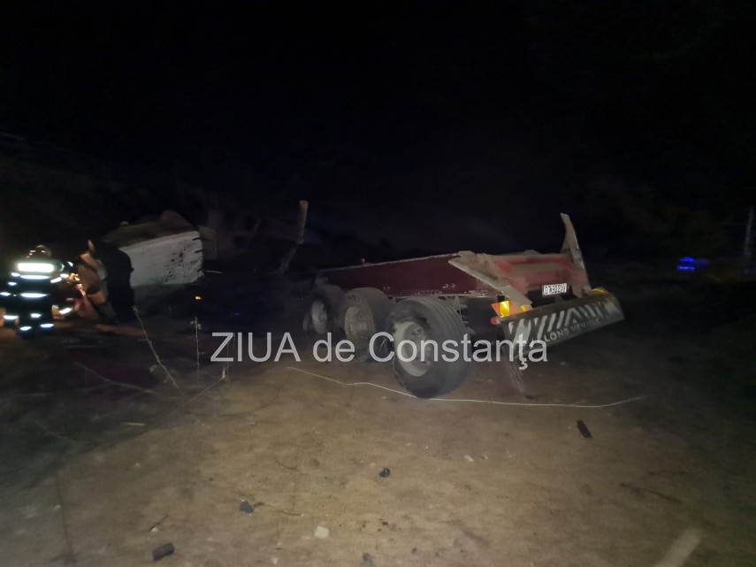 accident rutier mortal la iesire de pe a4 in sensul giratoriu de la agigea un tir a sarit peste balustrada accident rutier mortal la iesire de pe a4 in sensul giratoriu de la agigea un tir a sarit peste balustrada