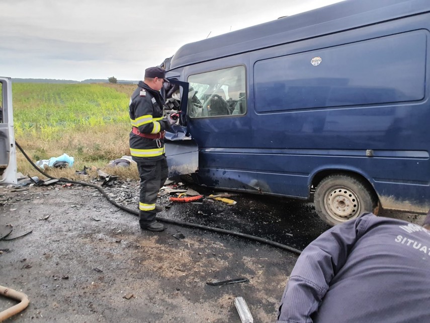 update accident rutier grav pe dn 2in judetul ialomita patru victime decedate traficul este oprit in update accident rutier grav pe dn 2in judetul ialomita patru victime decedate traficul este oprit in